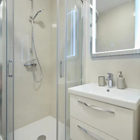 Hedera Estate, Hedera A36 *