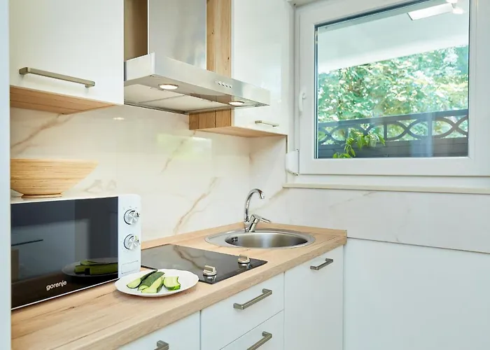 Hedera Estate, Hedera A36 * Dubrownik