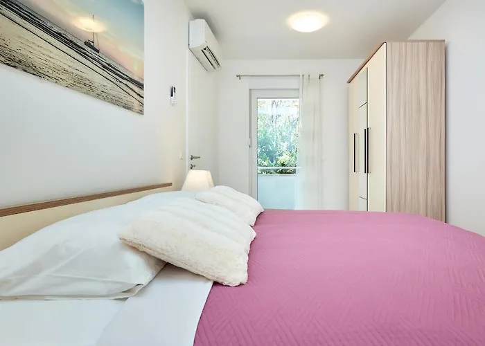 Hedera Estate, Hedera A36 Dubrownik