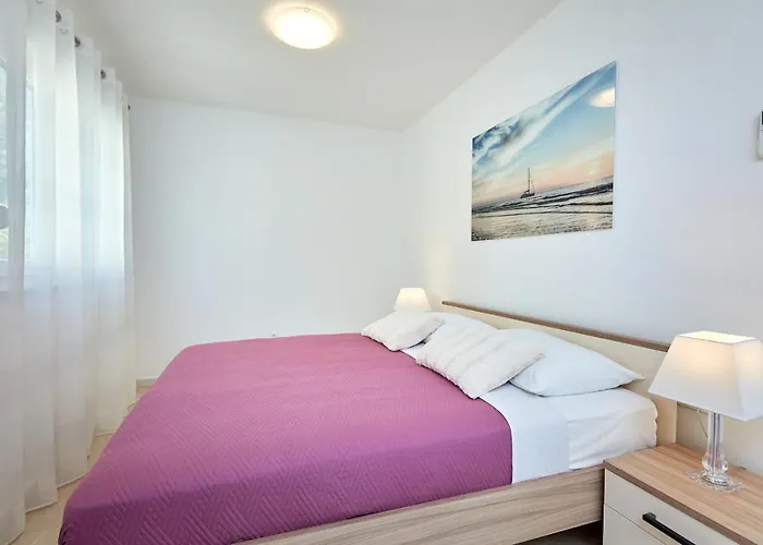 Hedera Estate, Hedera A36 * Dubrownik