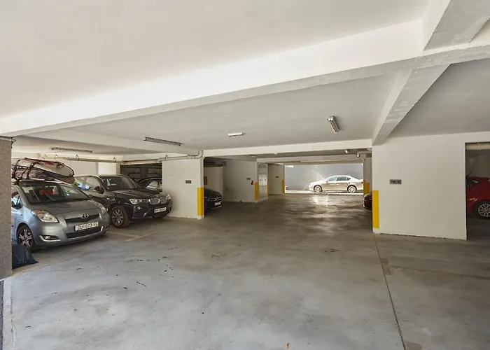 Hedera Estate, Hedera A36